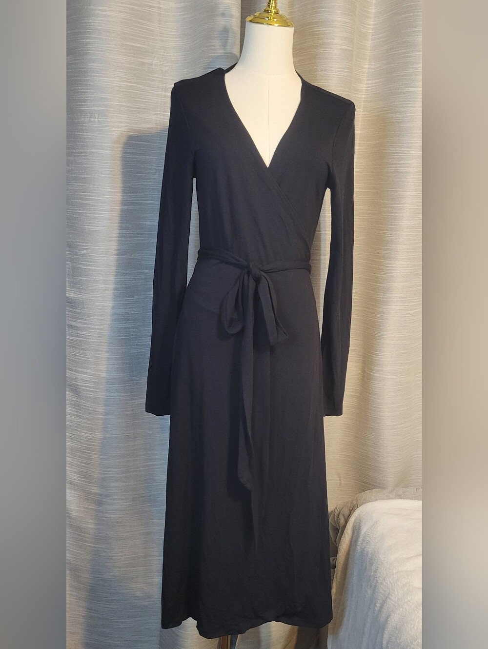 Banana Republic Black Long-Sleeve Wrap Dress
